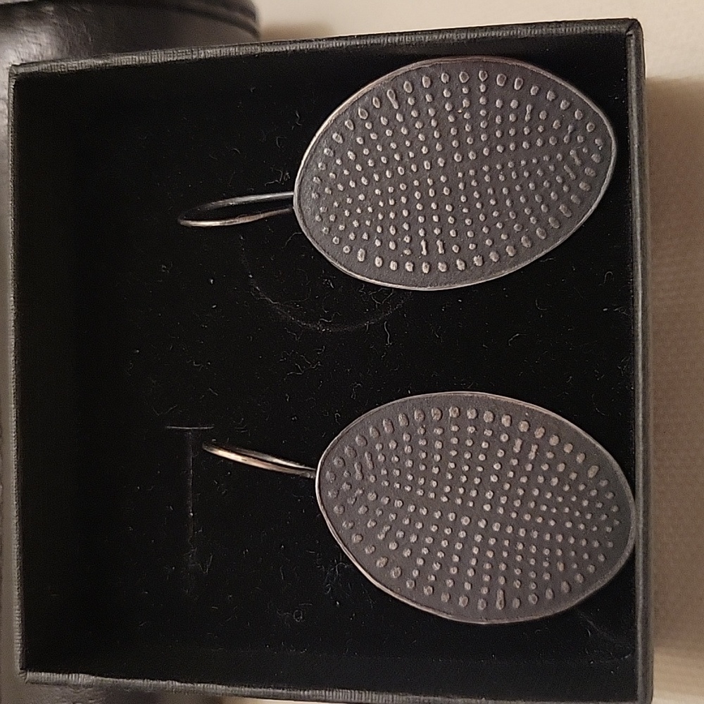 Dangle earrings